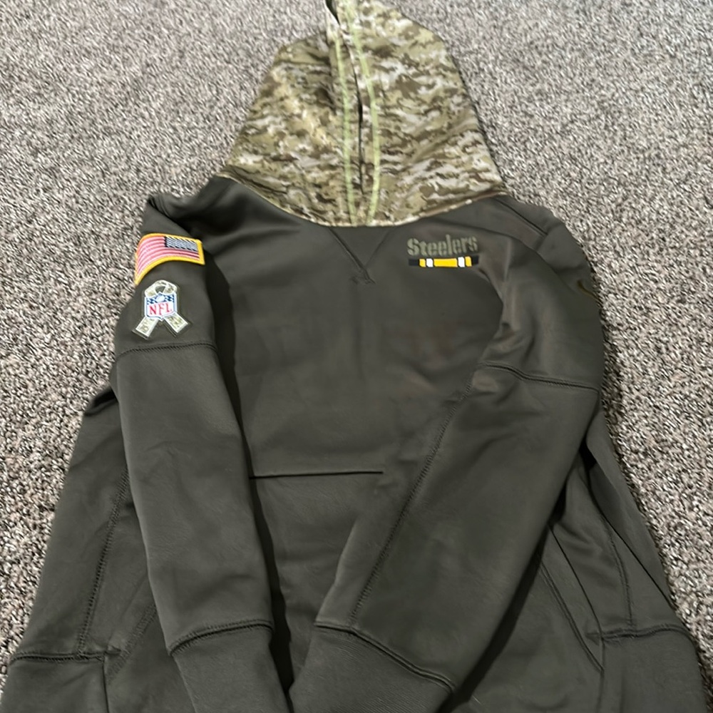 Nike hoodie